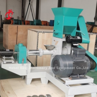 Equipamento de processamento de ração para peixes de operação fácil de grande saída Adela