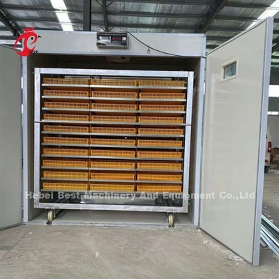 ovo 100w que choca a incubadora de aço do ovo da galinha do painel isolante da incubadora para a venda Adela